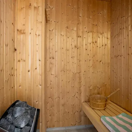 Lovely In With Sauna דירה Bagenkop